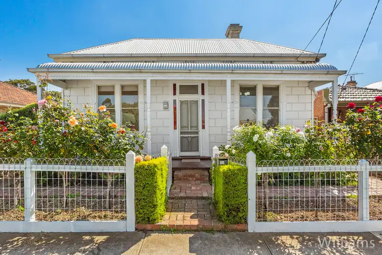 74 Mason Street, Newport VIC 3015