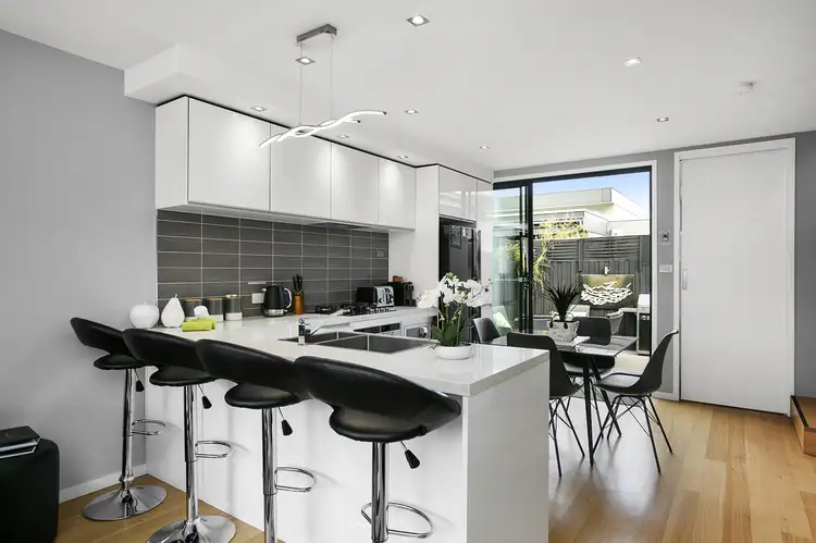 Fourth view of Homely house listing, 2/32 Tanti Avenue, Mornington VIC 3931