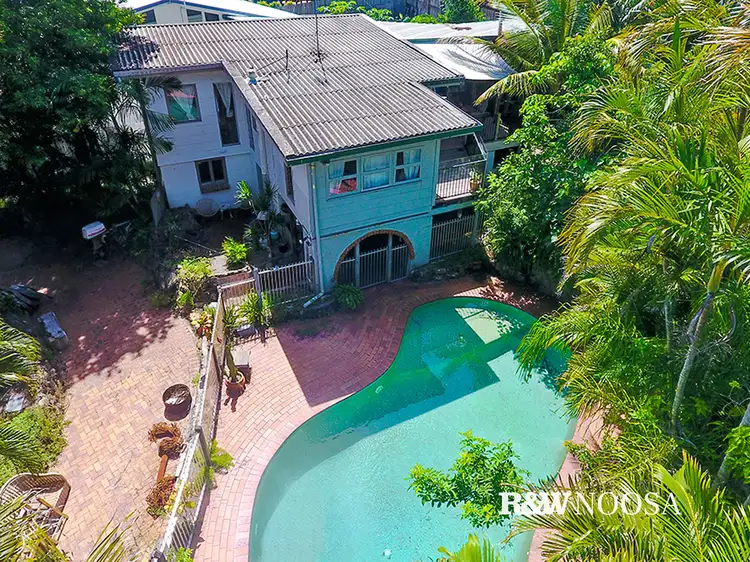 6 Cooloosa Street, Sunshine Beach QLD 4567