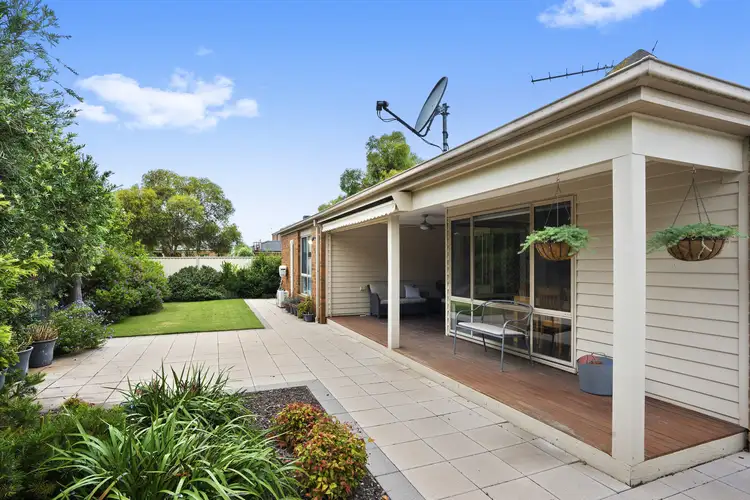 19 Morrow Crescent, Leopold VIC 3224