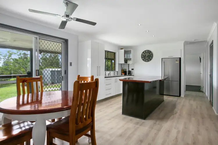 127 Sorensen Road, Southside QLD 4570