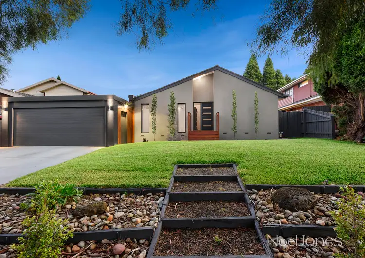 26 Tintern Crescent, Wantirna South VIC 3152