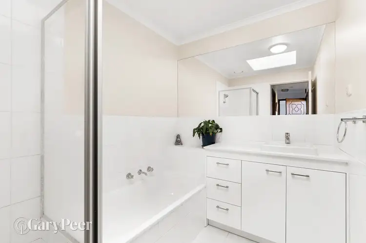 Fourth view of Homely unit listing, 2/46-48 Coorigil Road, Carnegie VIC 3163
