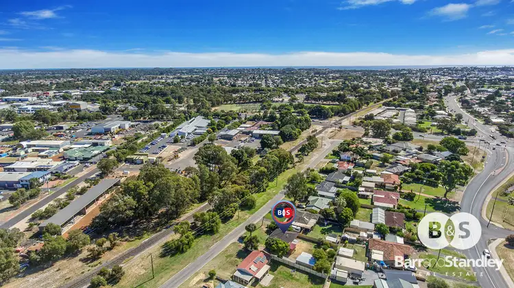 16 Wallrodt Crescent, Glen Iris WA 6230