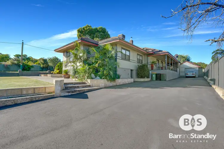 52 Deakin Street, Collie WA 6225