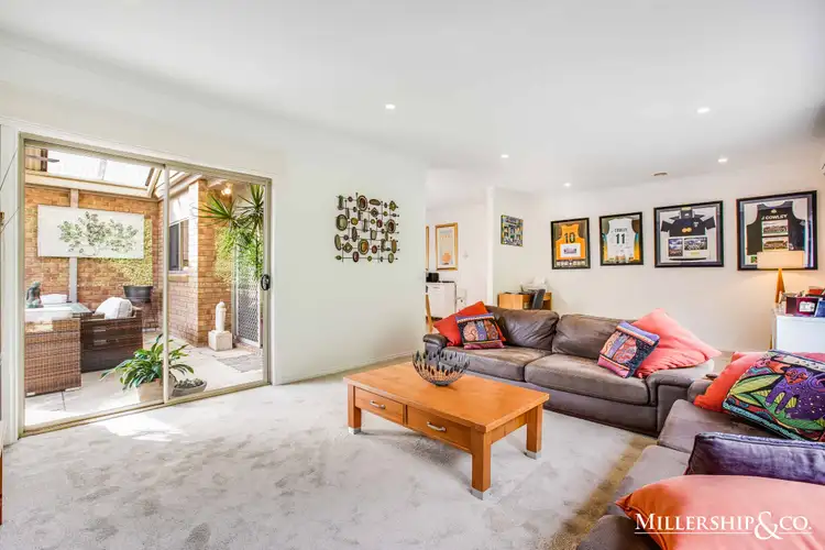 Sixth view of Homely house listing, 2 Reece Court, South Morang VIC 3752