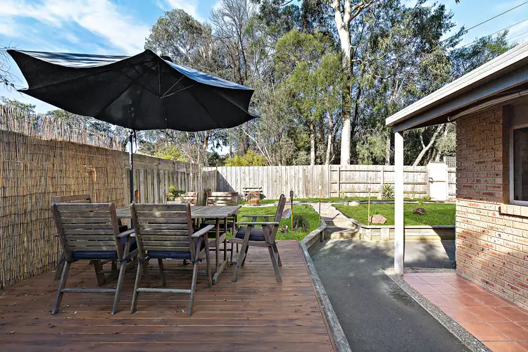 93 Leon Avenue, Rosebud VIC 3939