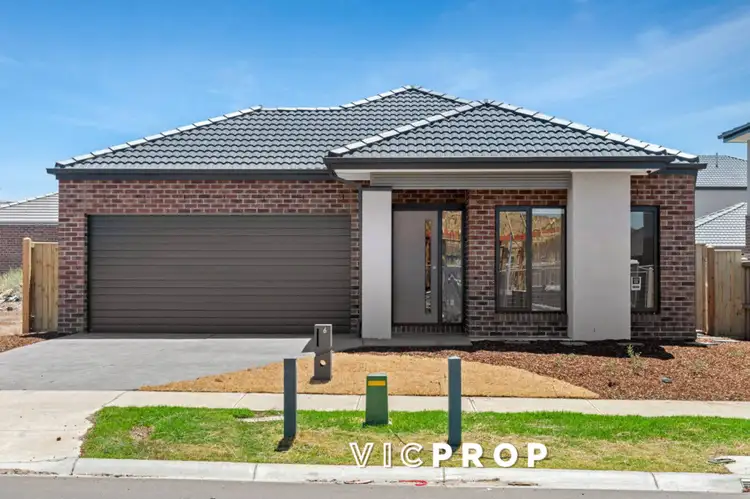 6 Wirraway Street, Point Cook VIC 3030