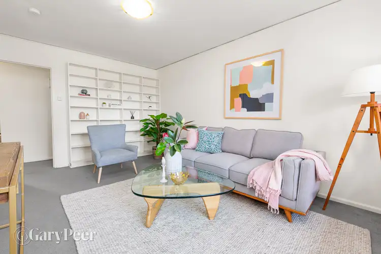 Third view of Homely apartment listing, 2/7 Derry Street, Bentleigh East VIC 3165