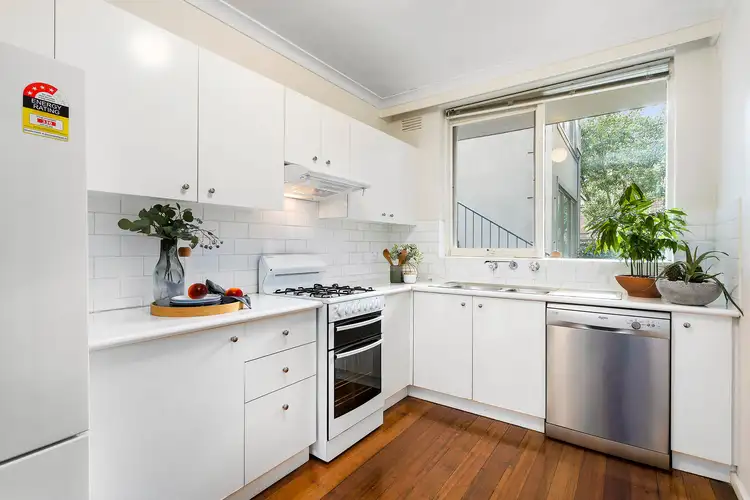Fifth view of Homely apartment listing, 4/1456 Malvern Road, Glen Iris VIC 3146