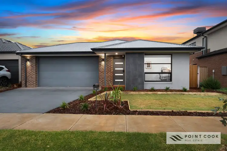 18 Squadron Road, Point Cook VIC 3030