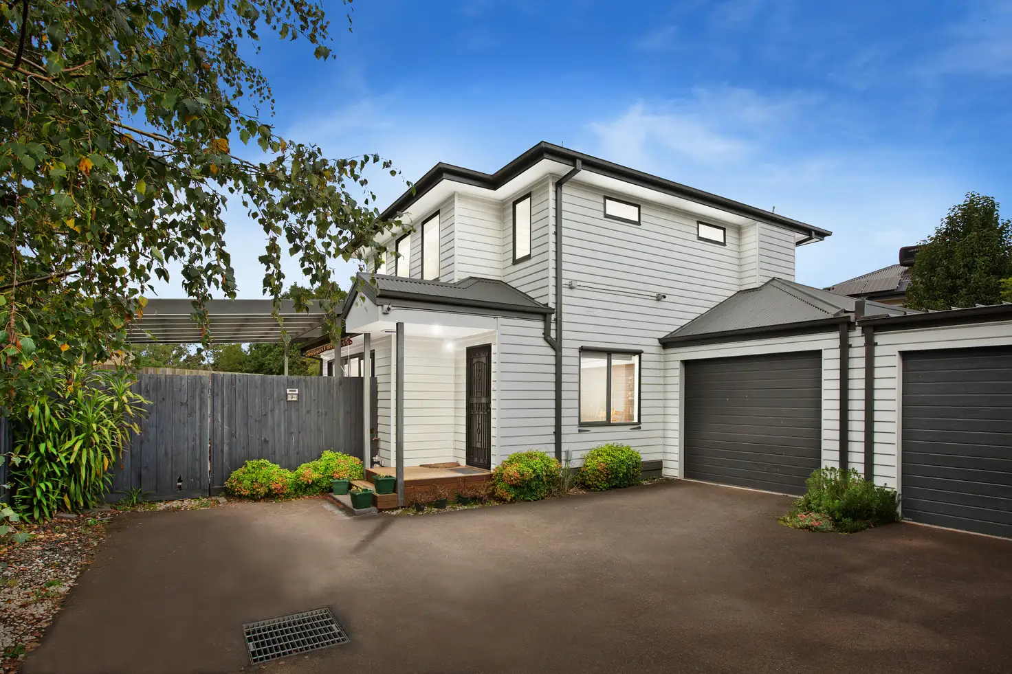 Main view of Homely townhouse listing, 15A Mountain View Road, Kilsyth VIC 3137