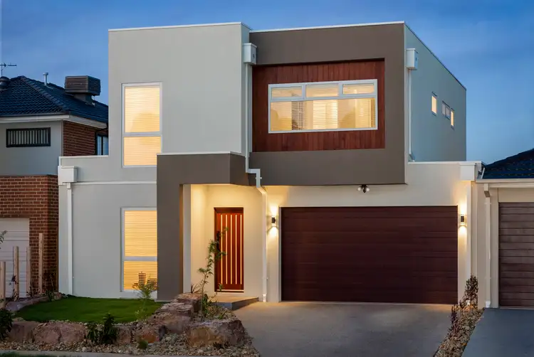 39 Beachside Crescent, Point Cook VIC 3030