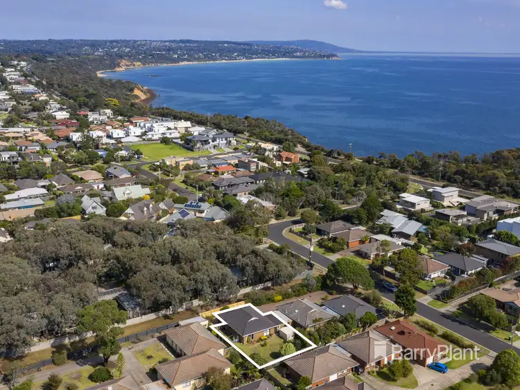 3/14 Johns Road, Mornington VIC 3931