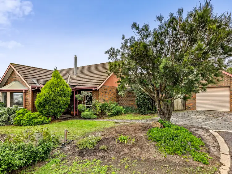 2 Elizabeth Grove, Torquay VIC 3228