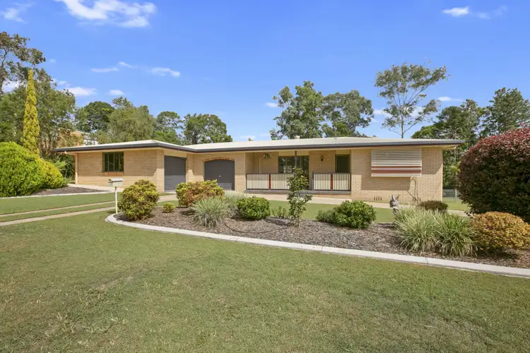 10 Heather Street, Southside QLD 4570