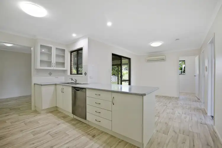 Fifth view of Homely house listing, 10 Heather Street, Southside QLD 4570