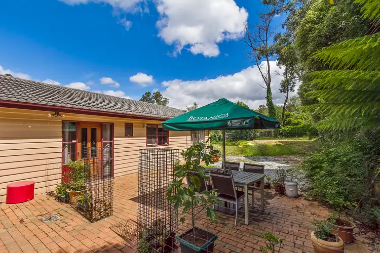 4 Marcelle Street, Cockatoo VIC 3781