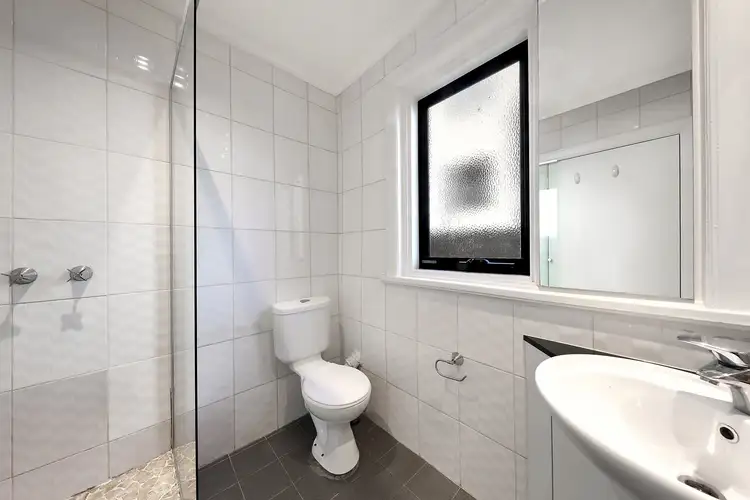 Sixth view of Homely apartment listing, 1/6 The Avenue, Prahran VIC 3181