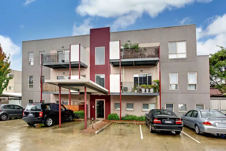 22/12-18 Bourke Street, Ringwood VIC 3134