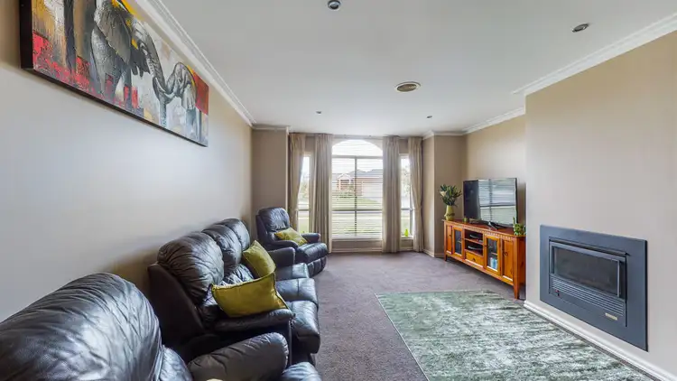 Sixth view of Homely house listing, 2 Argyle Crescent, Alfredton VIC 3350