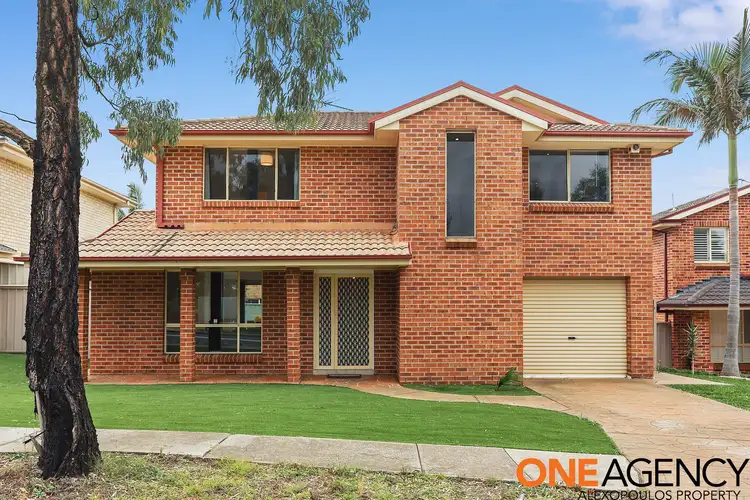 295 Braidwood Drive, Prestons NSW 2170
