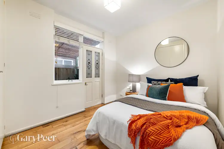 Fourth view of Homely apartment listing, 2/31 Charnwood Road, St Kilda VIC 3182