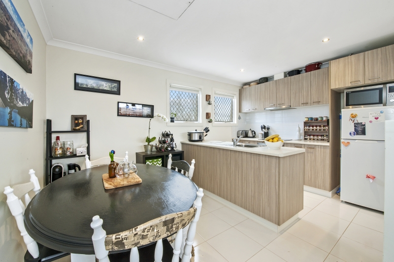 Fifth view of Homely townhouse listing, 1a Haymes Crescent, Golden Point VIC 3350