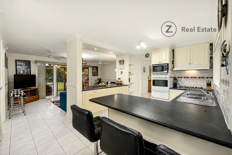 Seventh view of Homely house listing, 10 Huon Park Road, Cranbourne North VIC 3977