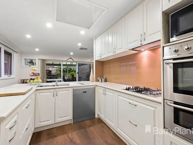 9 Chamberlin Court, Blackburn South VIC 3130