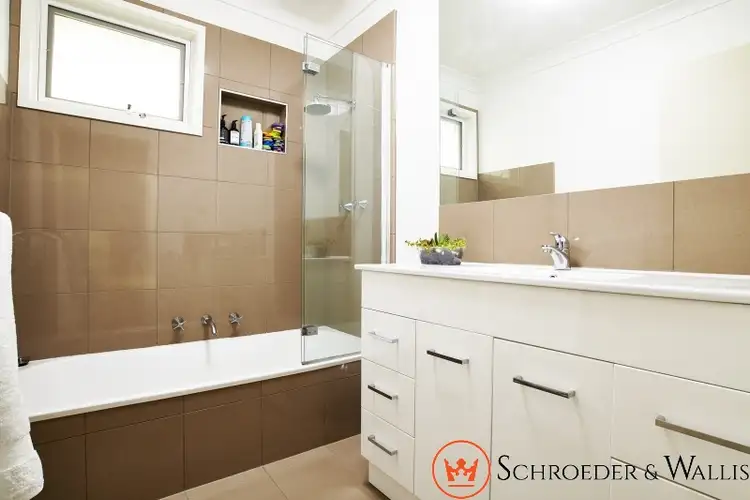 Sixth view of Homely house listing, 1/42 Mareeba Crescent, Bayswater VIC 3153