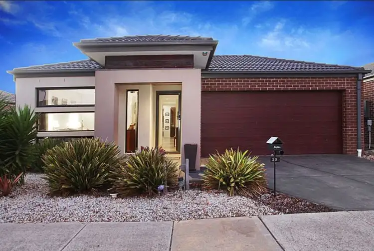 39 Hawkstone Road