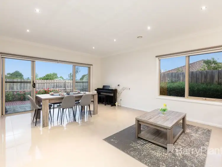 Sixth view of Homely townhouse listing, 2/12 Tandara Avenue, Doncaster VIC 3108