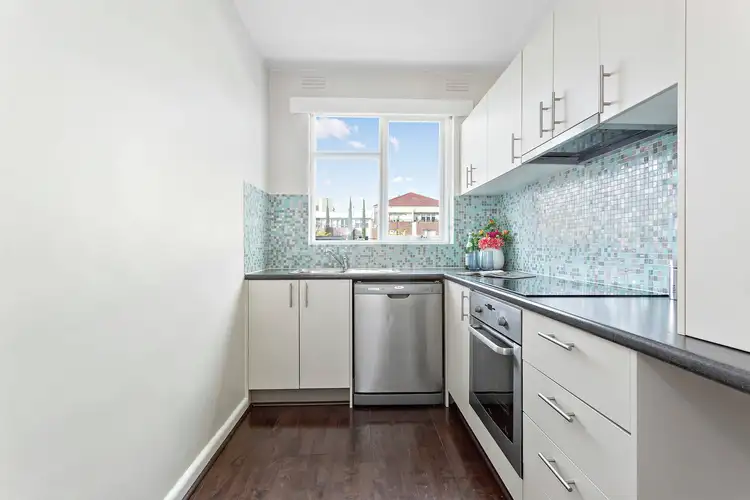 Sixth view of Homely apartment listing, 5/180 Riversdale Road, Hawthorn VIC 3122