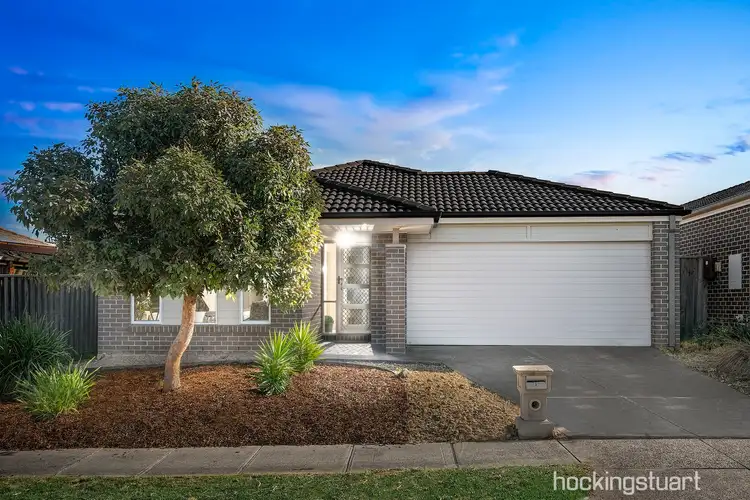 Main view of Homely house listing, 8 Kanto Court, Manor Lakes VIC 3024