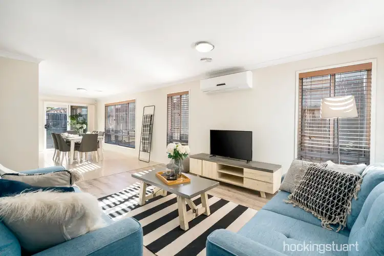 Sixth view of Homely house listing, 8 Kanto Court, Manor Lakes VIC 3024