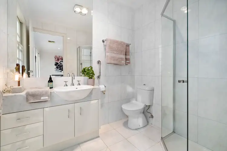 Sixth view of Homely house listing, 8/10 Lalbert Crescent, Prahran VIC 3181