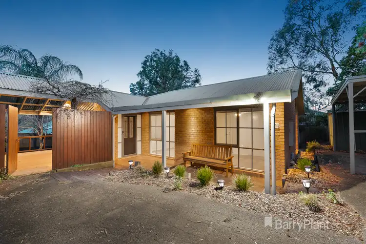 9A Gordon Grove, Montmorency VIC 3094