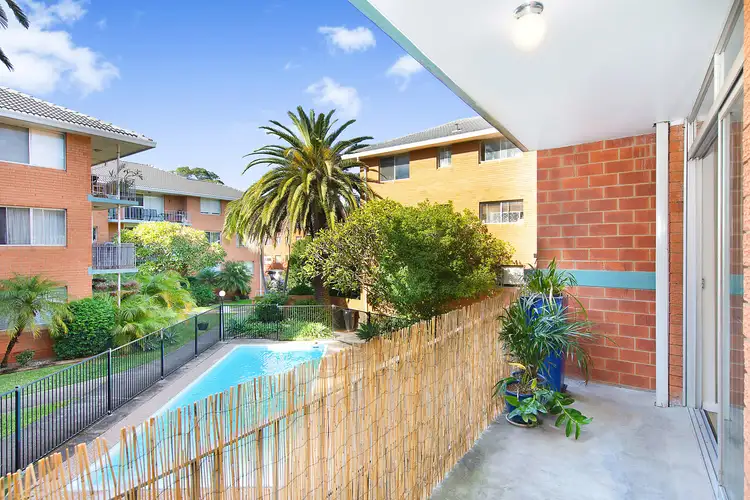 Fourth view of Homely apartment listing, 13/4 Greenwood Place, Freshwater NSW 2096