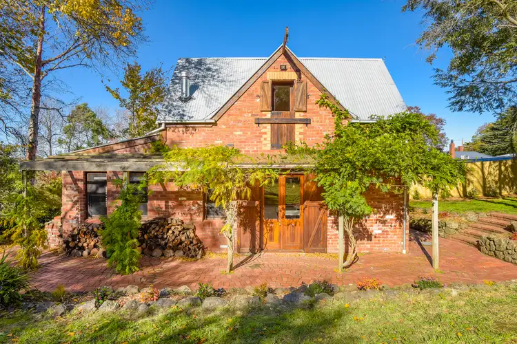 702 Mount Macedon Road, Mount Macedon VIC 3441