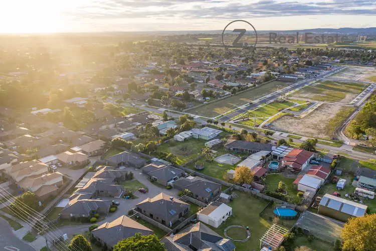 Fifth view of Homely house listing, 24 Huon Park Road, Cranbourne North VIC 3977
