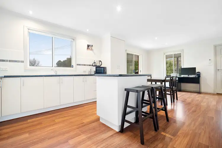 Sixth view of Homely house listing, 1/130 Raglan Street, Daylesford VIC 3460