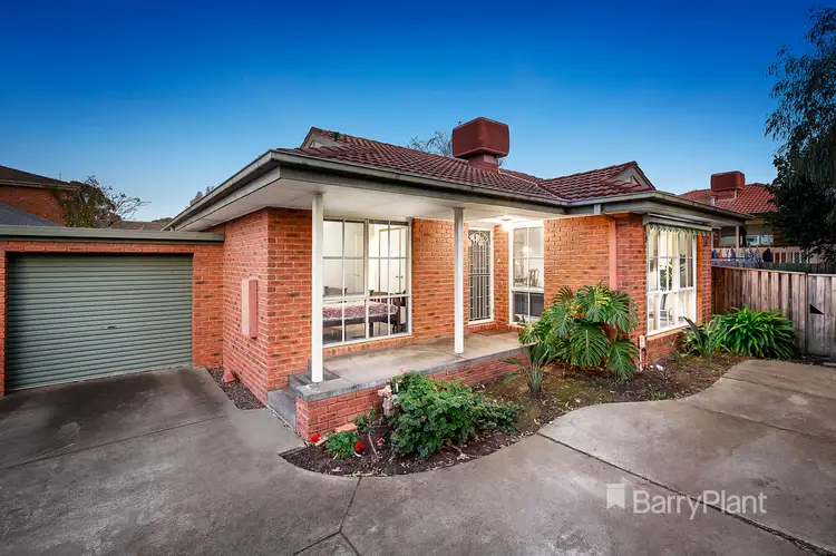 Main view of Homely unit listing, 2/26 Middlefield Drive, Blackburn North VIC 3130