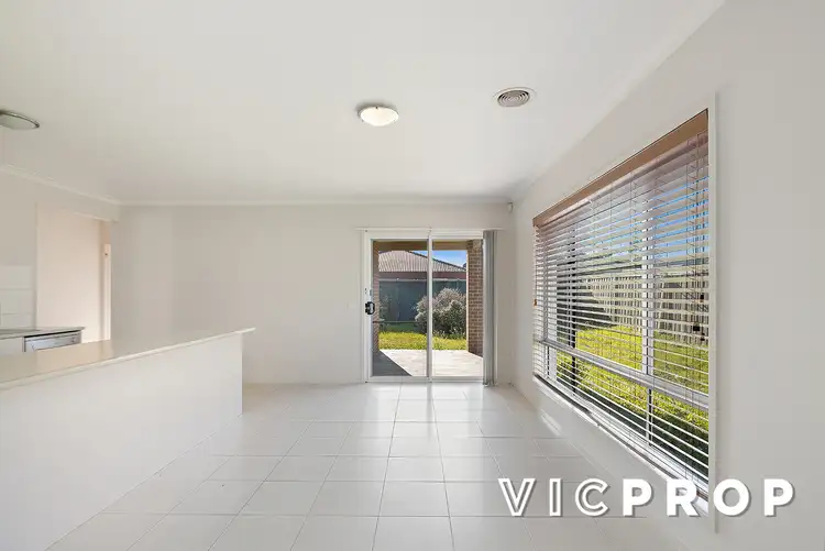 Fifth view of Homely house listing, 76 Toritta Way, Truganina VIC 3029