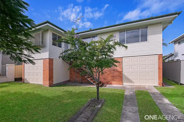 50 Seaville Avenue, Scarborough QLD 4020