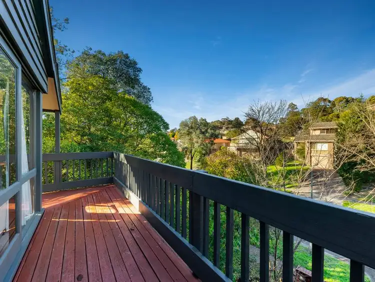 45 Long Valley Way, Doncaster East VIC 3109