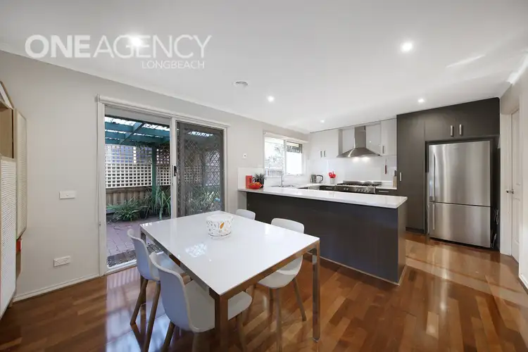 36 Tintern Mews, Cheltenham VIC 3192