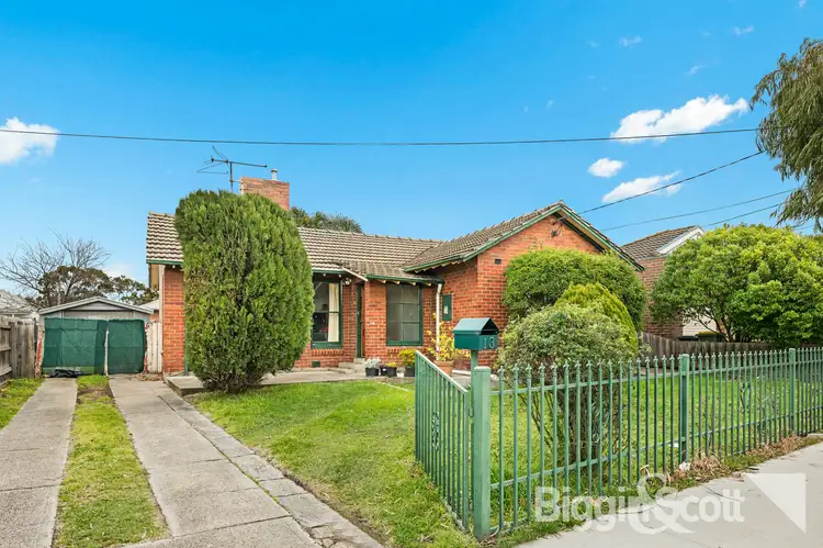 13 Cambridge Street, Maidstone VIC 3012