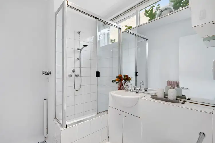 Fifth view of Homely apartment listing, 11/2 Armadale Street, Armadale VIC 3143
