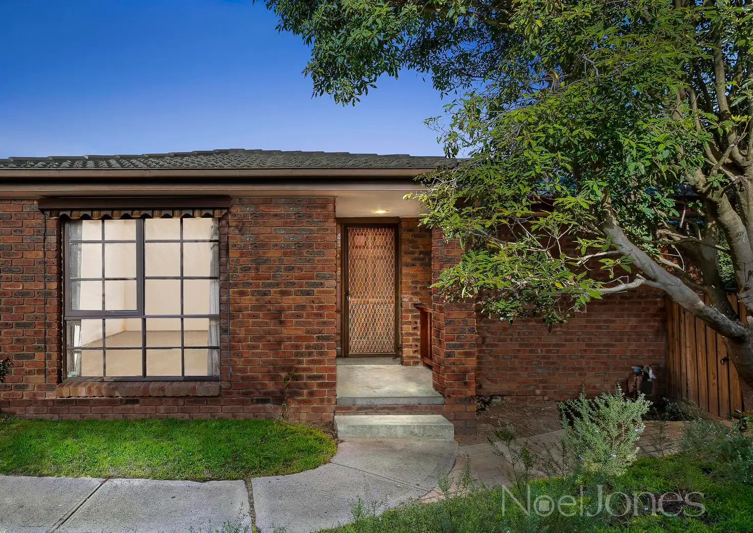 Main view of Homely unit listing, 2/15 Lane Road, Ferntree Gully VIC 3156